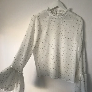  - Supervacker blus från bikbok i storlek M. Perfekt skick!