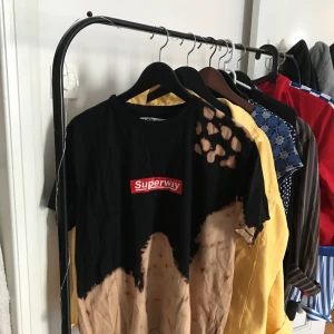  - Snygg T-shirt från Carlings. Eventuell frakt står köparen för! 