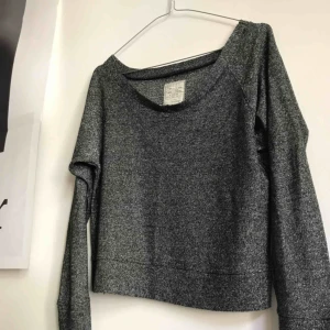  - Super fin party topp köpt på Solo