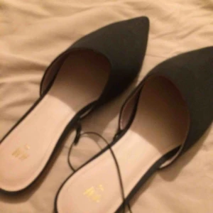  - Helt nya finskor i Stl 40 Aldrig använt 