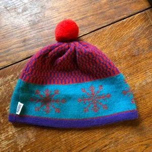  - Äldre mössa från Swix i trevligt använt skick. Kan hämtas i Uppsala eller skickas mot fraktkostnad. Omkrets ca 50cm