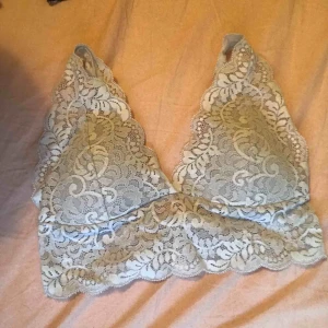  - ❌ALDRIG ANDVÄND ❌  Fin ljus blå bralett!