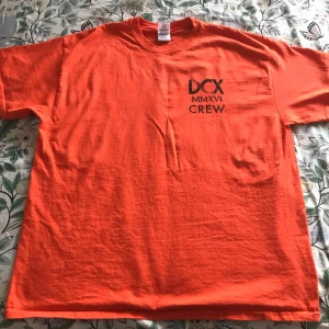  - Crew t-shirt från DCX konsert.  100% bomull  