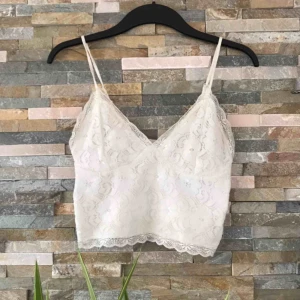  - Superfin topp med bra passform. Betalning via swish, köpare står för frakt 