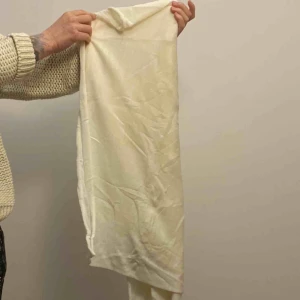  - Halsdukar 15 kr styck