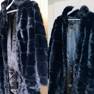  - Svart päls jacka. Inte använt mer än 3 gånger. 