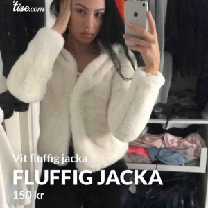  - Vit fluffig jacka från Gina! Storlek xs använd 1 gång💋