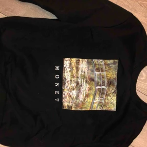  - Sweatshirt med Monet tryck