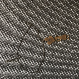 Halsband  - Snygg halsband köpt för 150 kr retro från 1960 talet!