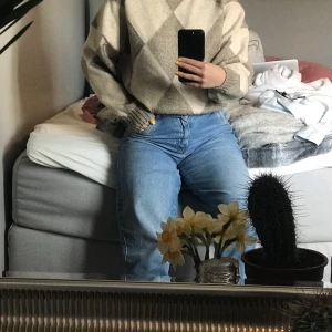 Skön och fin tröja - Storlek S