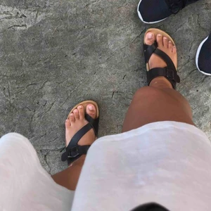  - Så gulliga slip-on tofflor, väldigt sköna!!👠