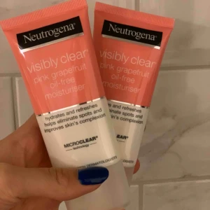  - Ansiktskräm! som funkar till alla hudtyper, oljefri!! 20kr styck, frakt tillkommer dock