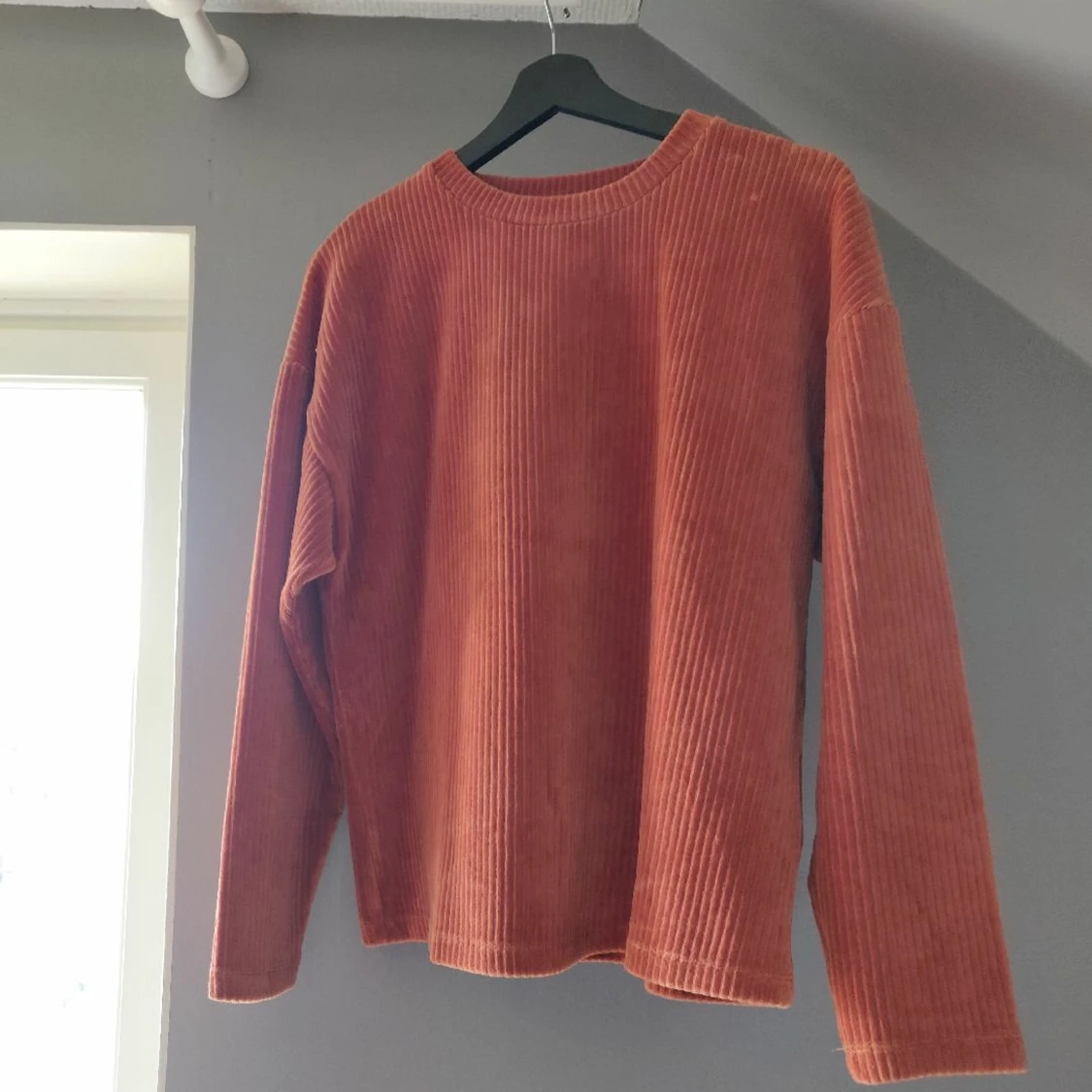 Långärmad tröja S/M - 90