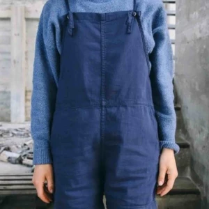 - Jumpsuit från Monki, frakt ingår i priset