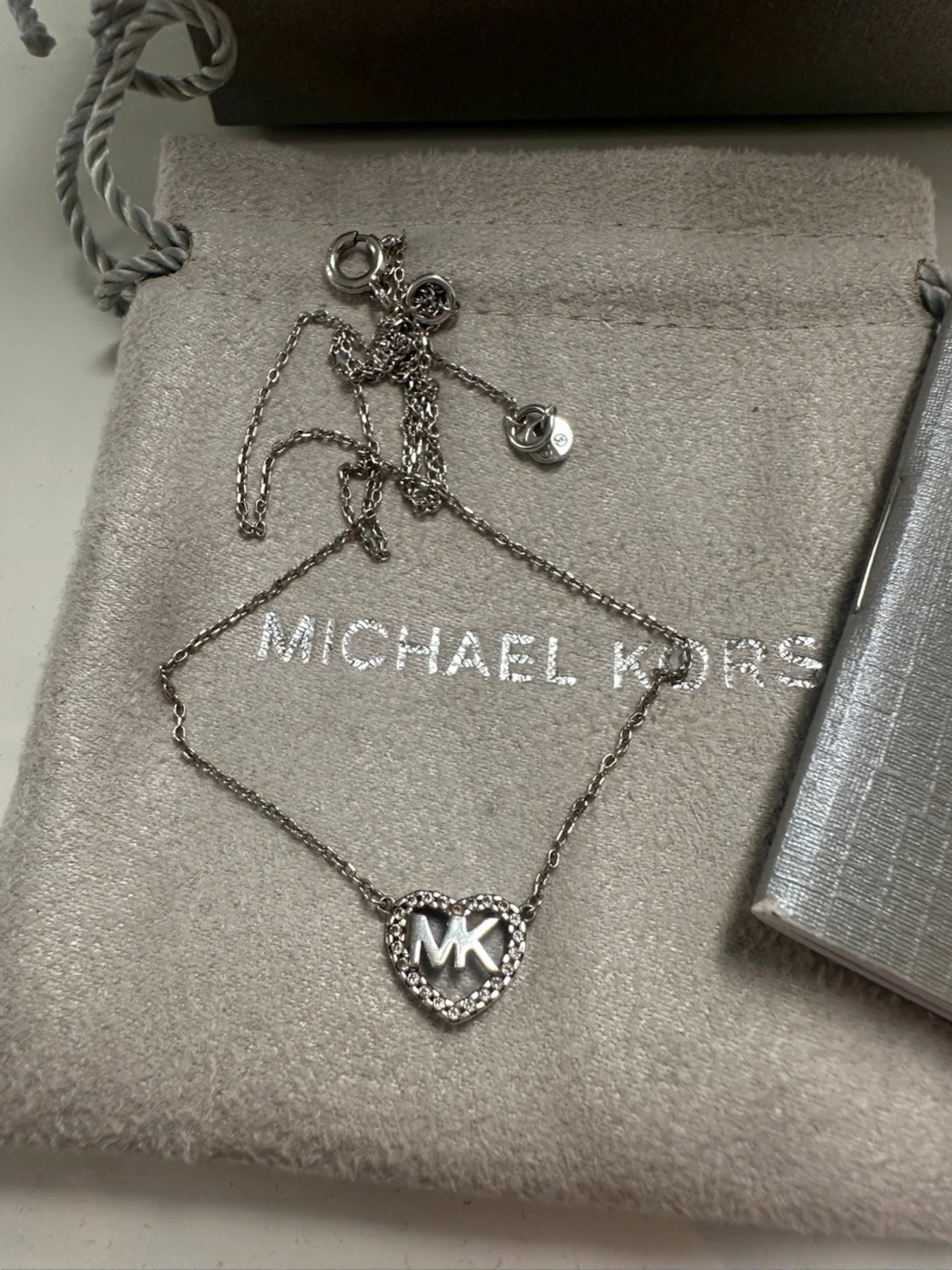 Silverhalsband Michael Kors hjärta - 1