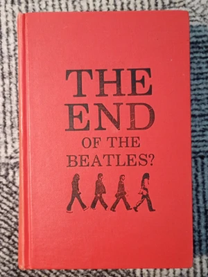 The end of the Beatles  - Detta är den inbundna boken "The End of the Beatles?" av Harry Castleman och Walter J. Podrazik, utgiven 1985.Omslaget är orange/rött med svart text och en svart illustration av Beatles på Abbey Road.Boken är en uppföljare till The Beatles Again och All Together Now, och fungerar som en diskografi.