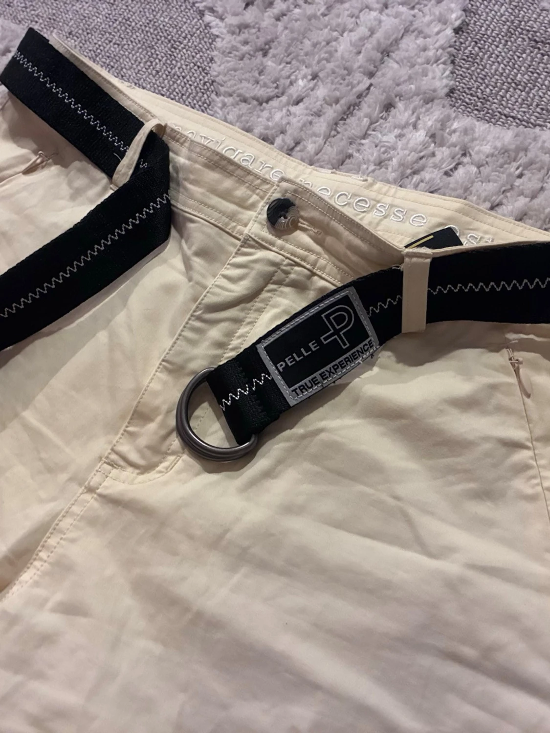 Gula shorts från Pelle P med bälte - 2
