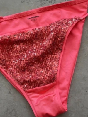 Rosa paljett bikini från Calzedonia - Snygg bikini från calzedonia som inte är använd av mig💓