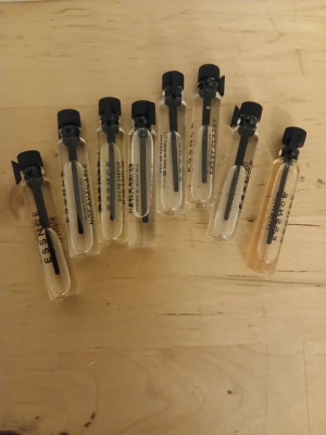 ESSNCE 8 st testers💕 - Orange blossom🧡, Bacco le doux🤍, Boozy peach🍑, Noble eclat, Coco about you🍍, Cotton clouds, Sassy classy, Not available🫦