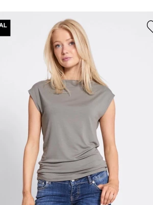 Topp - Topp från lager 157