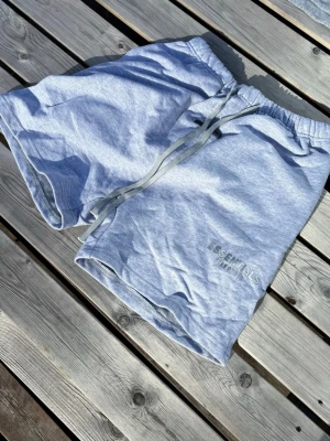 Essentials shorts - Never used perfect condition