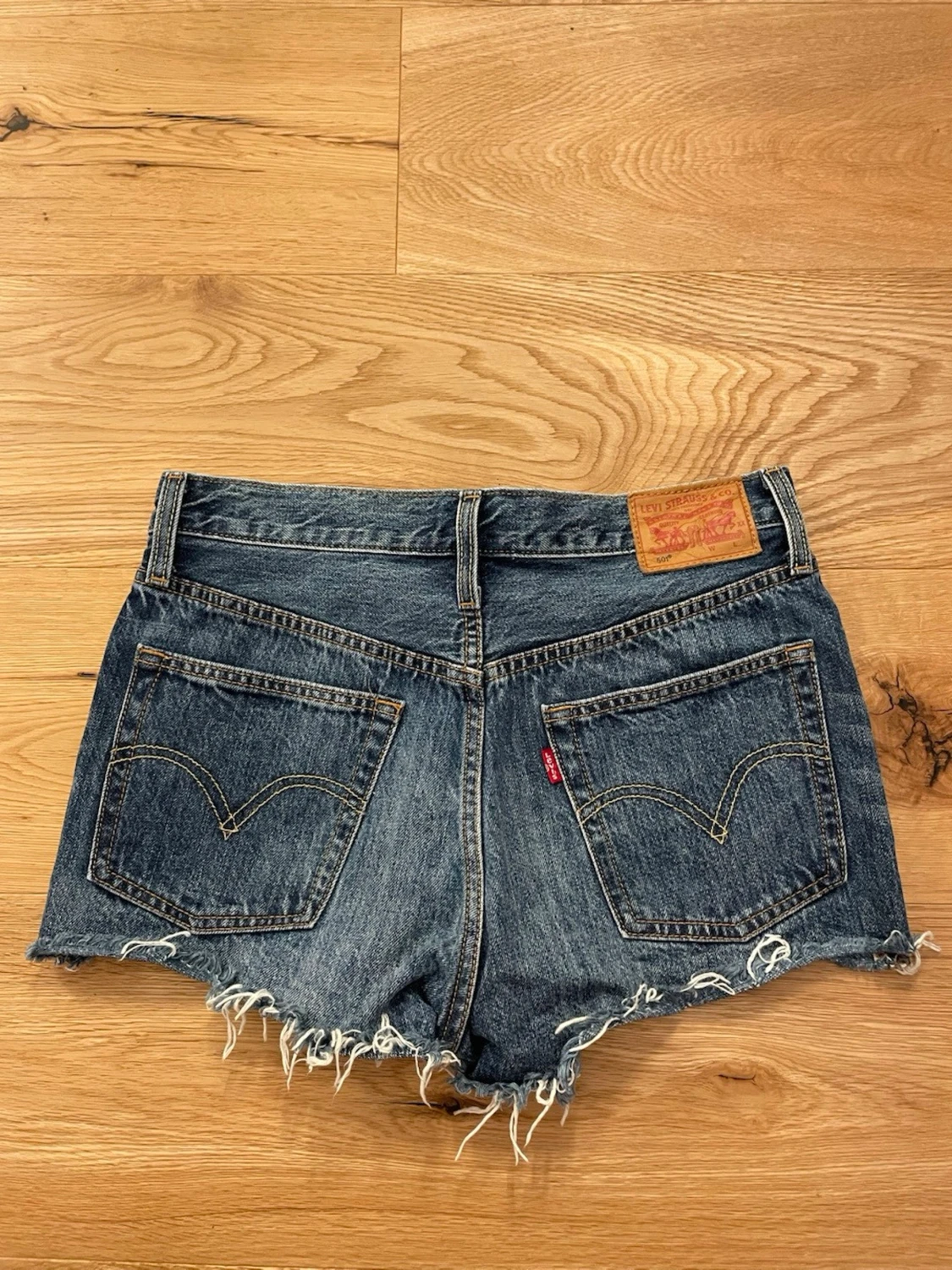 Levi's blå jeansshorts!! ‼️‼️💞 - 1