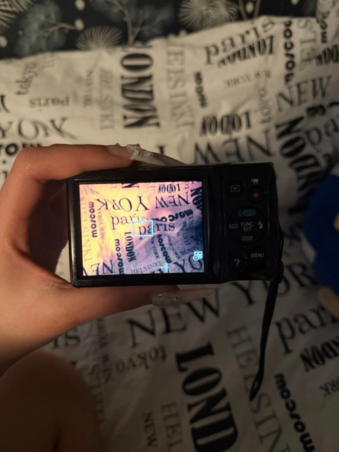 Canon IXUS svart digitalkamera - 1