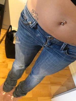 Low waist jeans  - Köpte länge sen , inte min still nå mer 