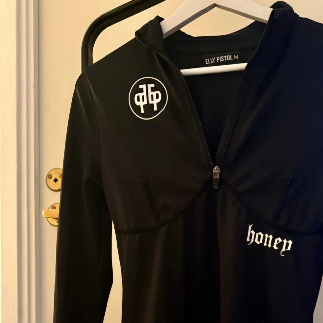 Tröja (Elly Pistol)  - 1