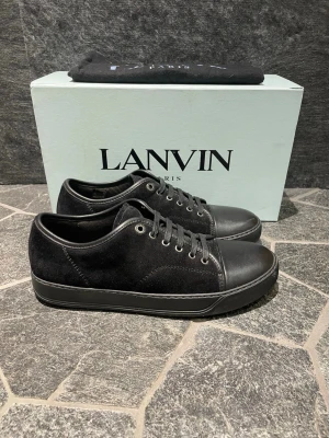 Lanvin skor  - Hej, säljer nu dessa svin snygga lanvin skor! Begränsat antal boxar och dustbag. Hör av dig vid frågor. 