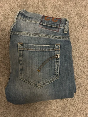 Dondup jeans  - Dondup George jeans i storleken W33, skriv vid intresse 