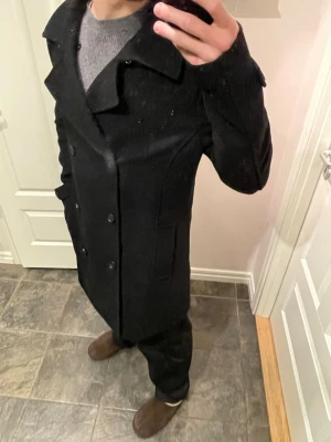 Pier one kappa - Pier one kappa i storlek M, hör av er vid mer frågor eller bilder pris kan diskuteras 