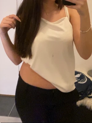 Vit linne/topp - Vit fint linne från H&M