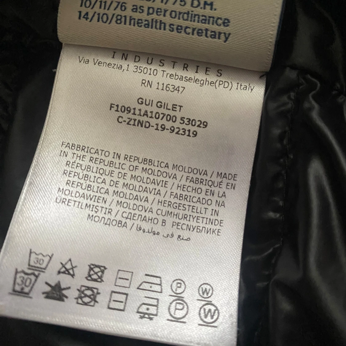 Moncler Gui Väst - 90