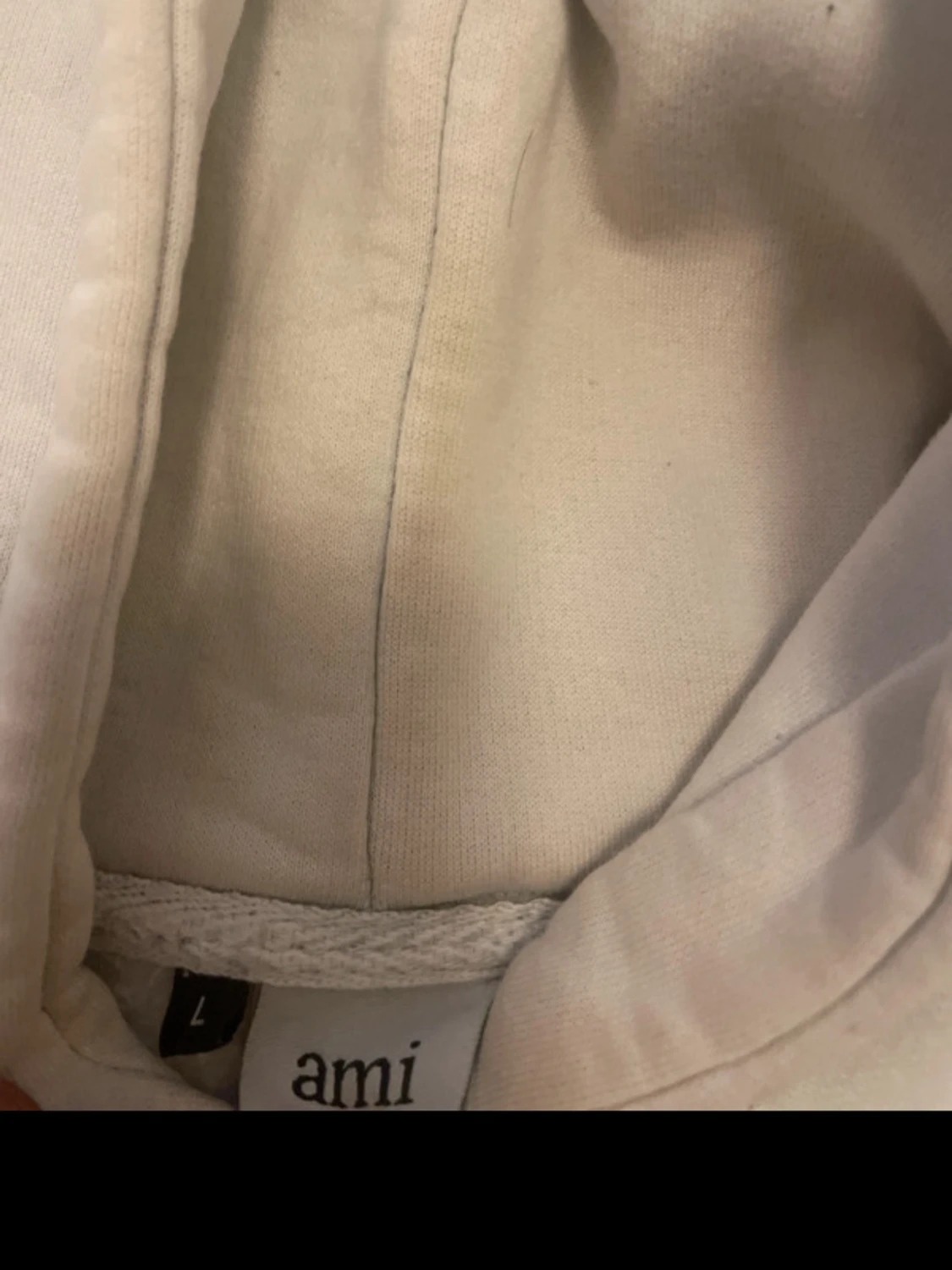 Vit hoodie från Ami Paris med rött hjärta - 2