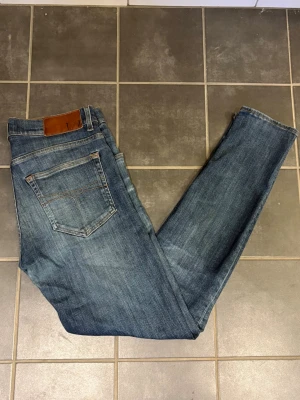 Tiger of sweden jeans  - Hej! Säljer dessa otroligt stiliga tiger of sweden jeans Evolve, skriv vid intresse eller funderingar! 