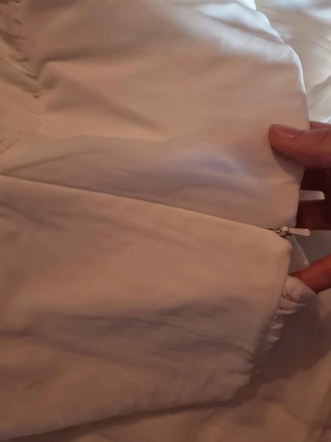 Vit oneshoulder klänning med spets - 4