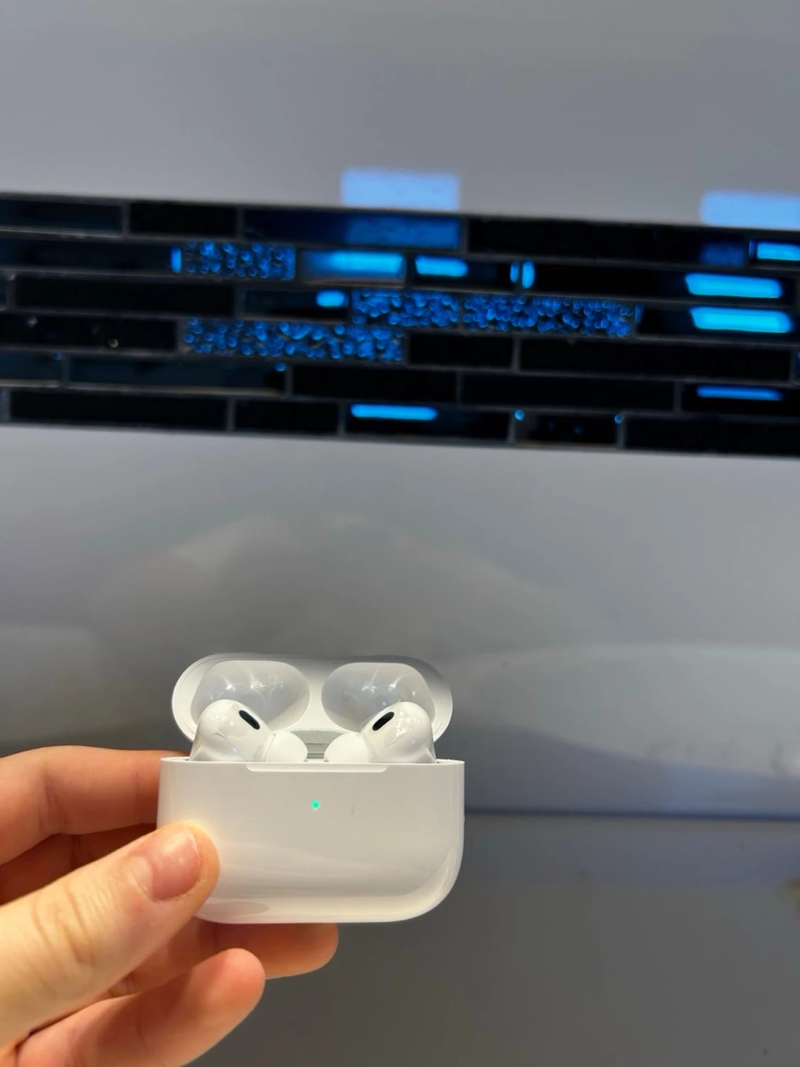 Apple AirPods Pro trådlösa hörlurar - 2