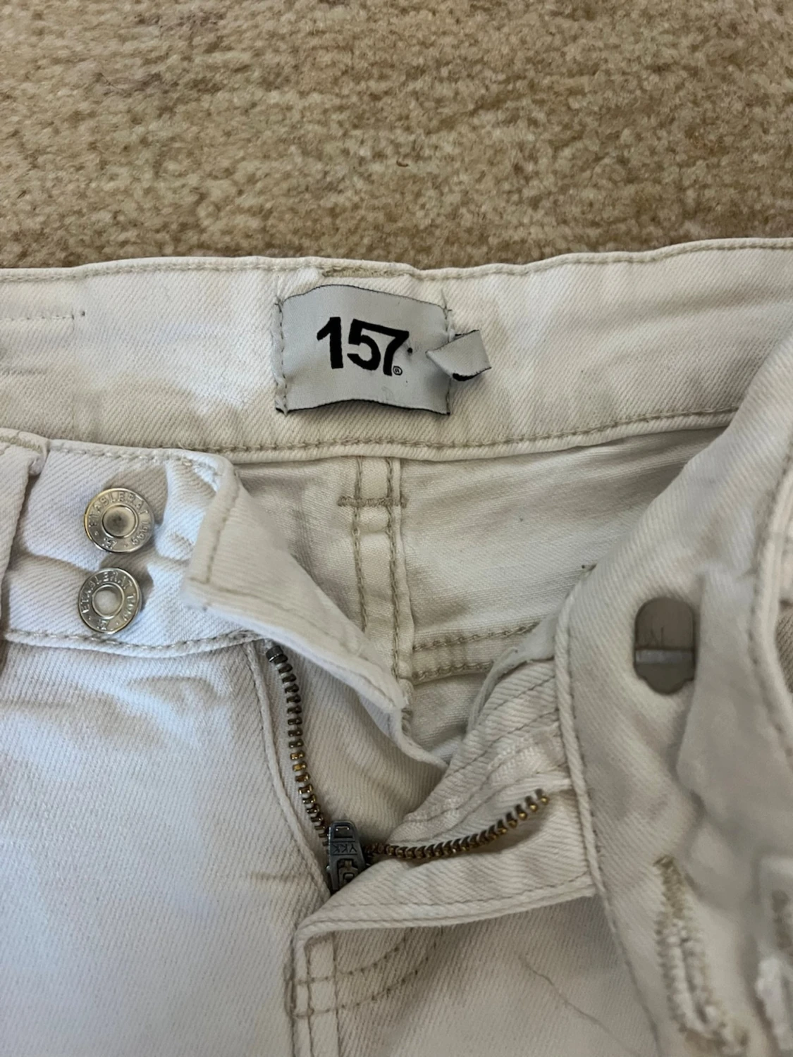 Vita bootcut jeans från 157 - 1
