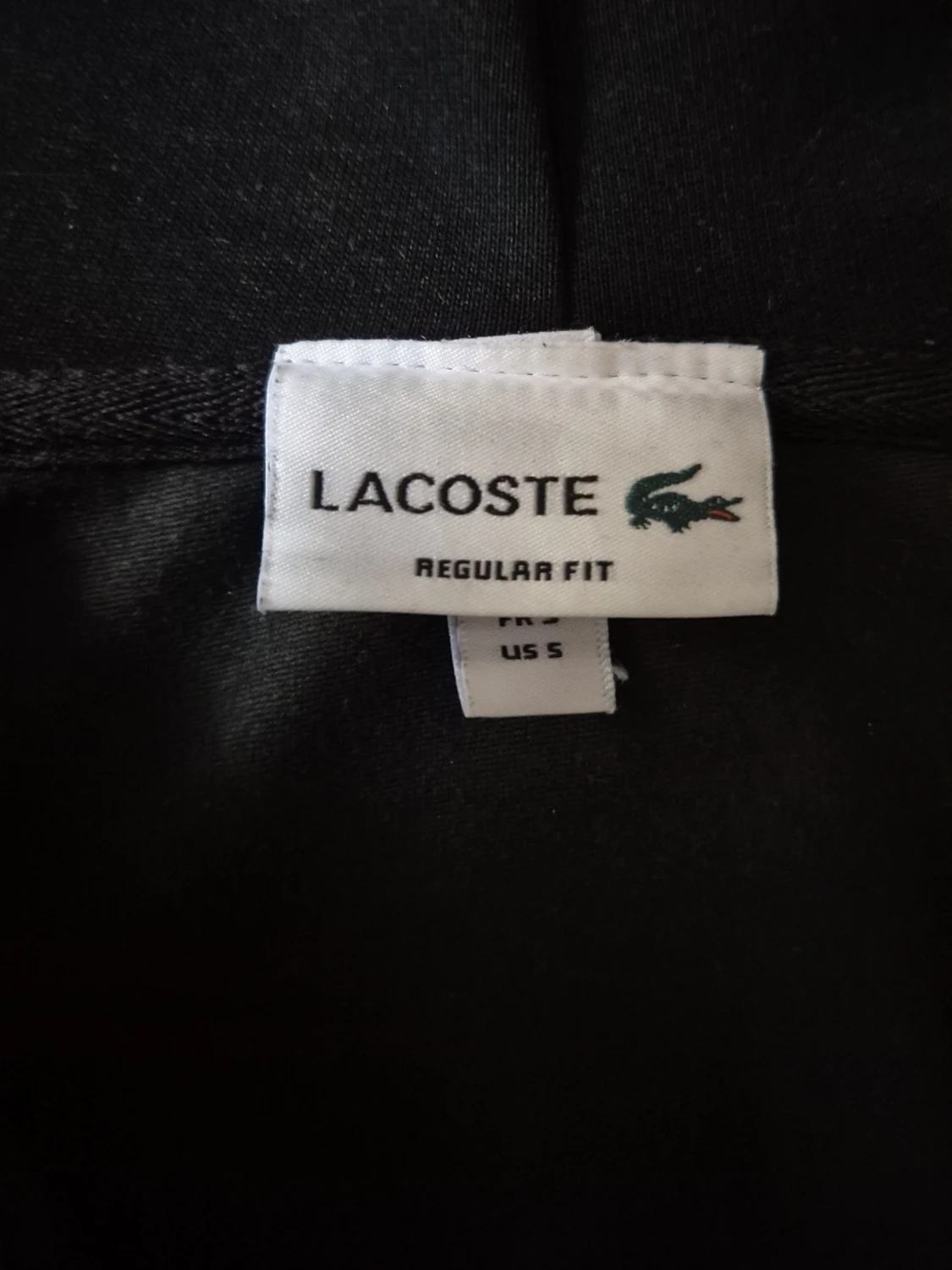 Svart zip hoodie från Lacoste - 2