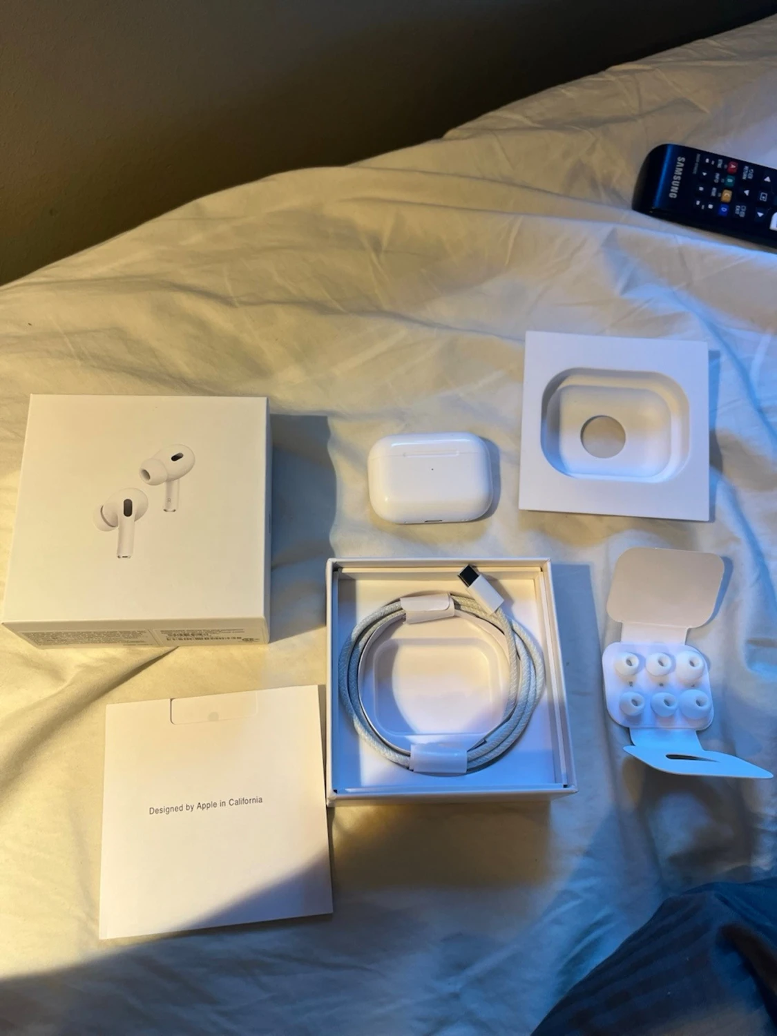 Apple AirPods Pro 2 - 1