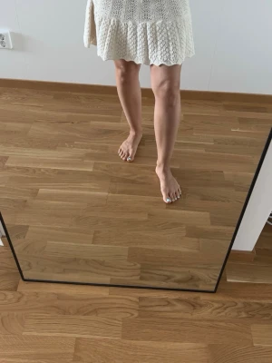 Zara mini skirt - Beautiful cream crochet mini skirt by Zara. Lightweight and feminine, perfect for spring and summer styling. Details: • Crochet knit texture • Soft cream colour • Flattering mini length • Easy to style with tops, shirts or knitwear Size: XS / EU 34 Condition: New without tags Perfect for everyday wear, holidays or a boho summer outfit.