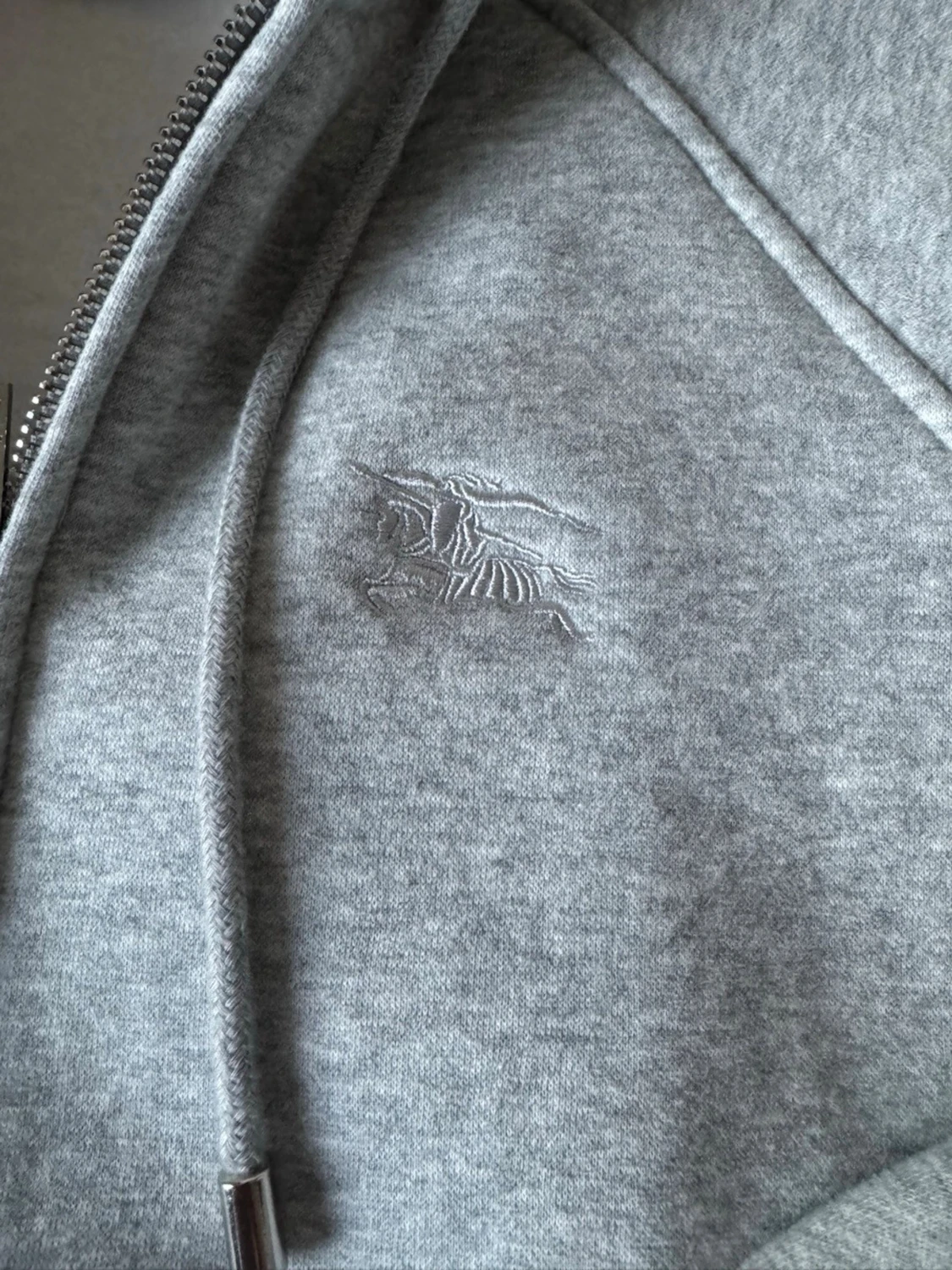 Grå zip hoodie från Burberry - 1