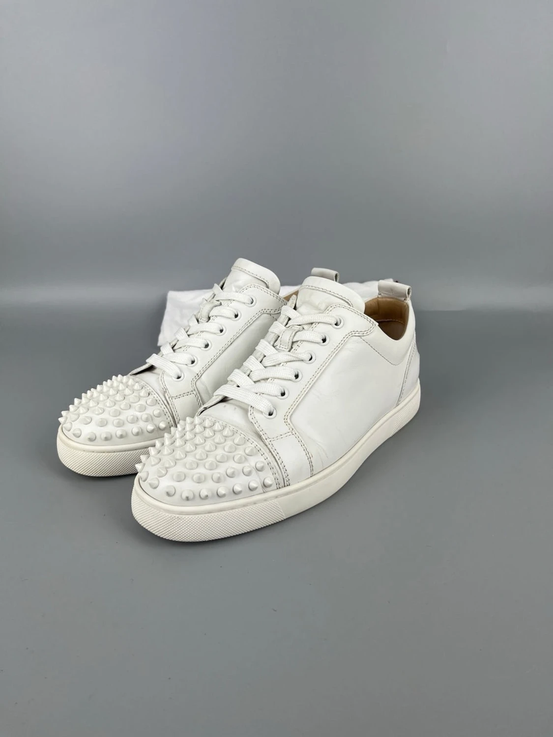 Vita Louboutin Skor i Läder Spikar - 1