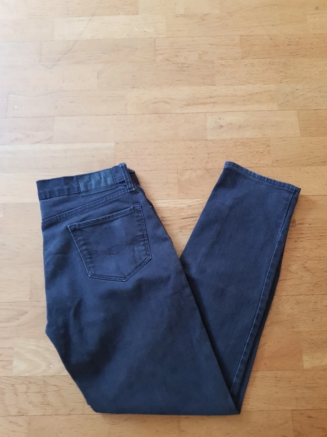 Levi's Denizen svarta jeans
