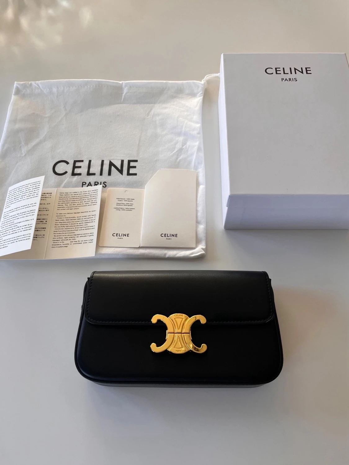 Svart Triomphe handväska från Celine