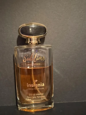 Sublime pour femme parfym 100ml - Ca 70% kvar. Kommer ej till användning men har stått mörkt och svalt förvarat