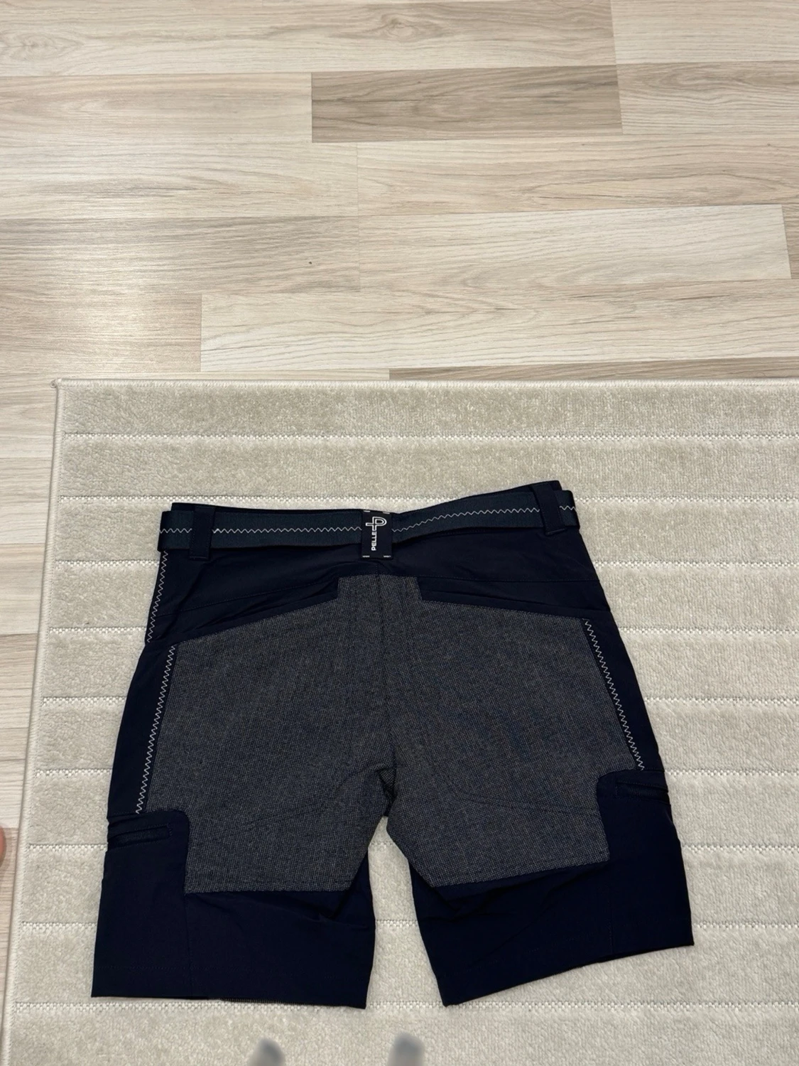 Svarta funktionsshorts från Pelle p - 1