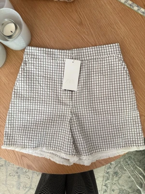 Rutiga shorts - Helt nya oanvända, för små för mig tyvärr 🤍