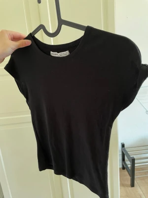 Svart classy tee - Fin lyxig mini tee 🖤